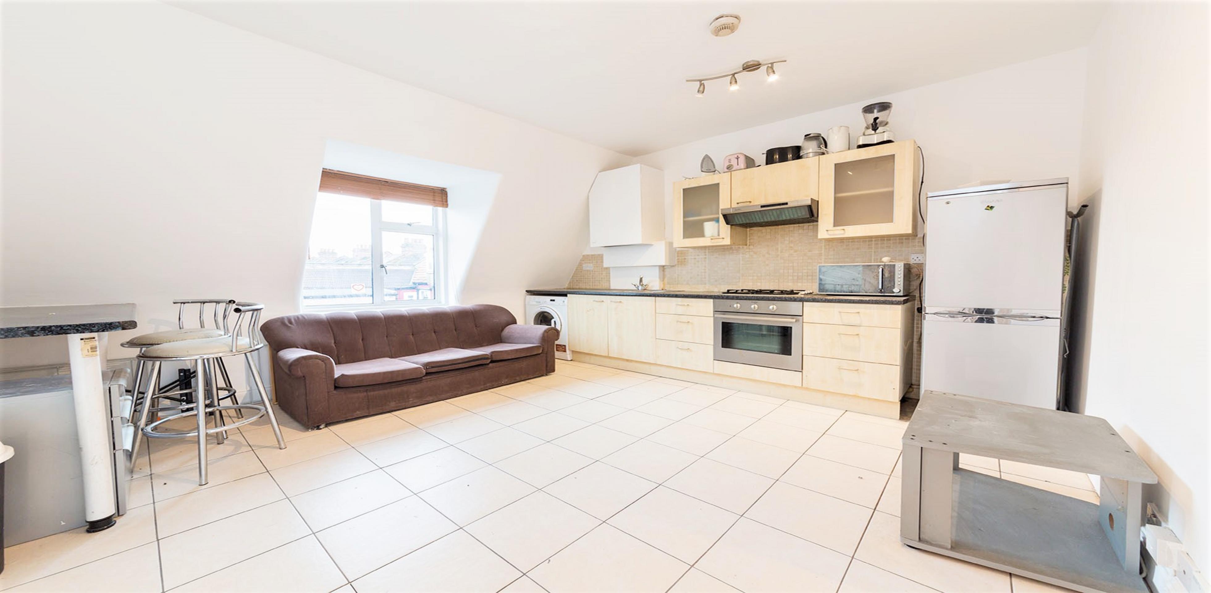 			2 Bedroom, 1 bath, 1 reception Flat			 High Road, DOLLIS HILL NW10